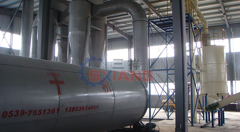 �ط�����ľм��ɻ�